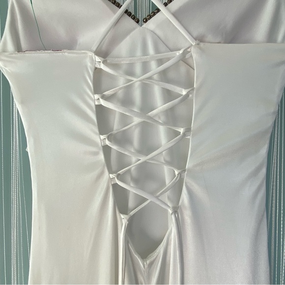 White Satin Spaghetti Strap Maxi Dress NWT - Picture 11 of 16